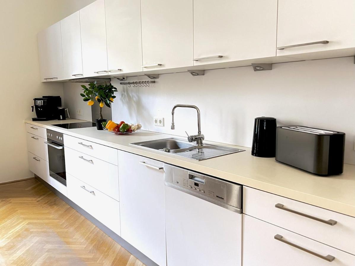Belle Art Design Suite Im Herzen Von Wien Exteriör bild